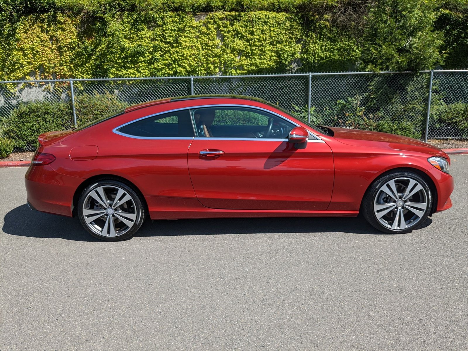2017 Mercedes Benz C 300 Coupe photo 4