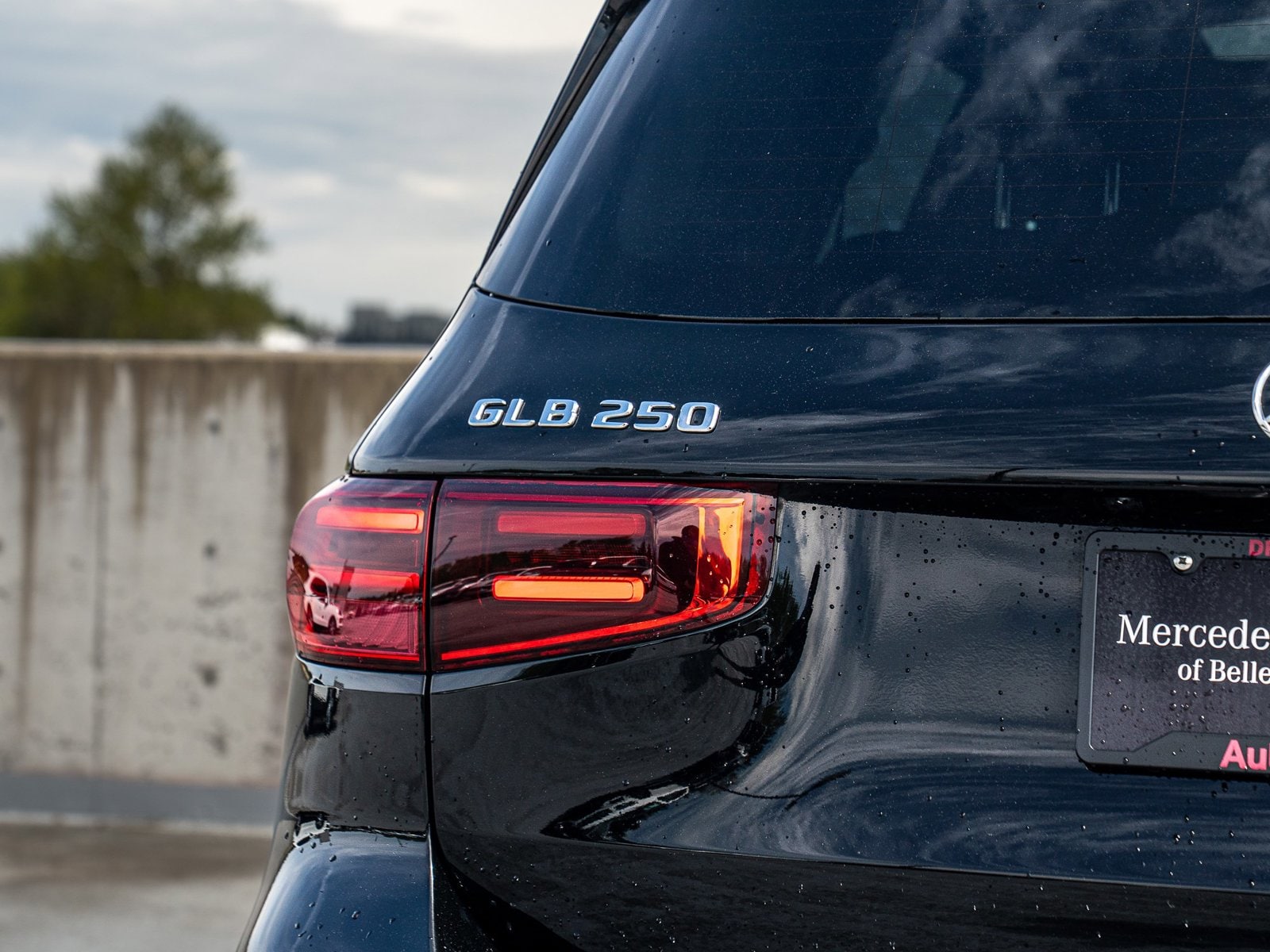 2026 Mercedes-Benz GLB GLB 250 - Photo 9