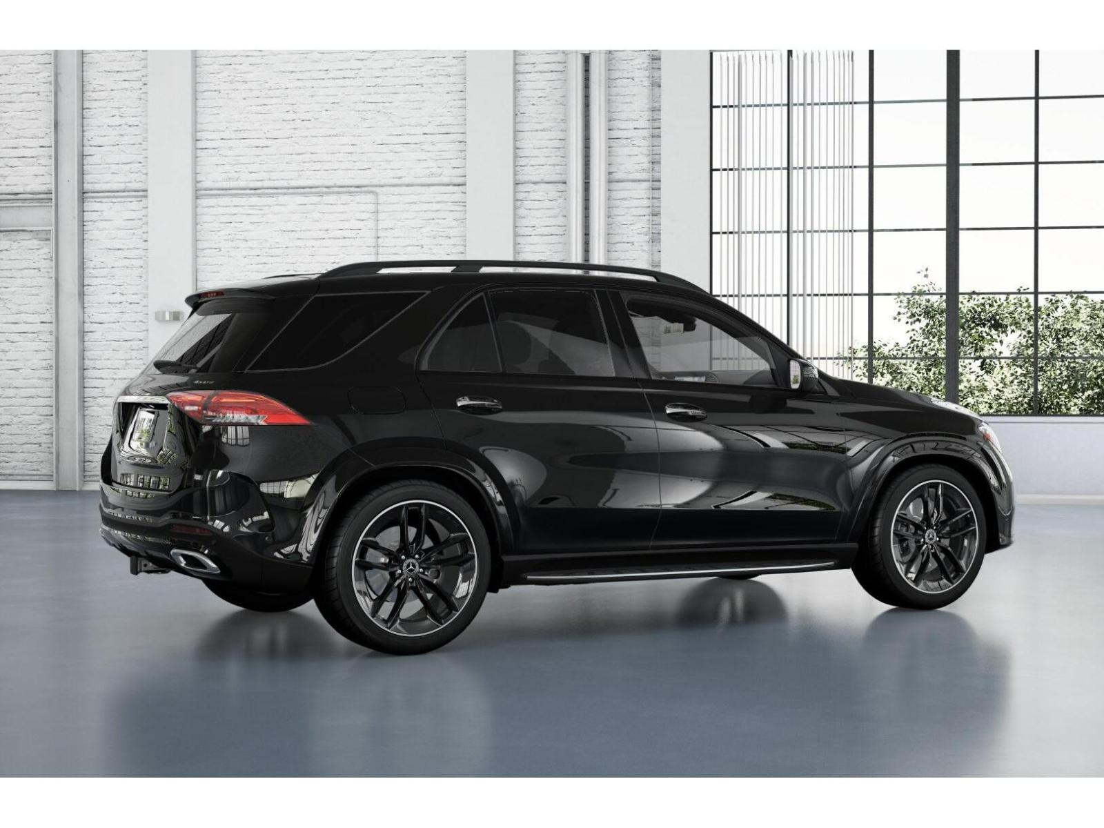 2026 Mercedes Benz GLE 580 4MATIC photo 2