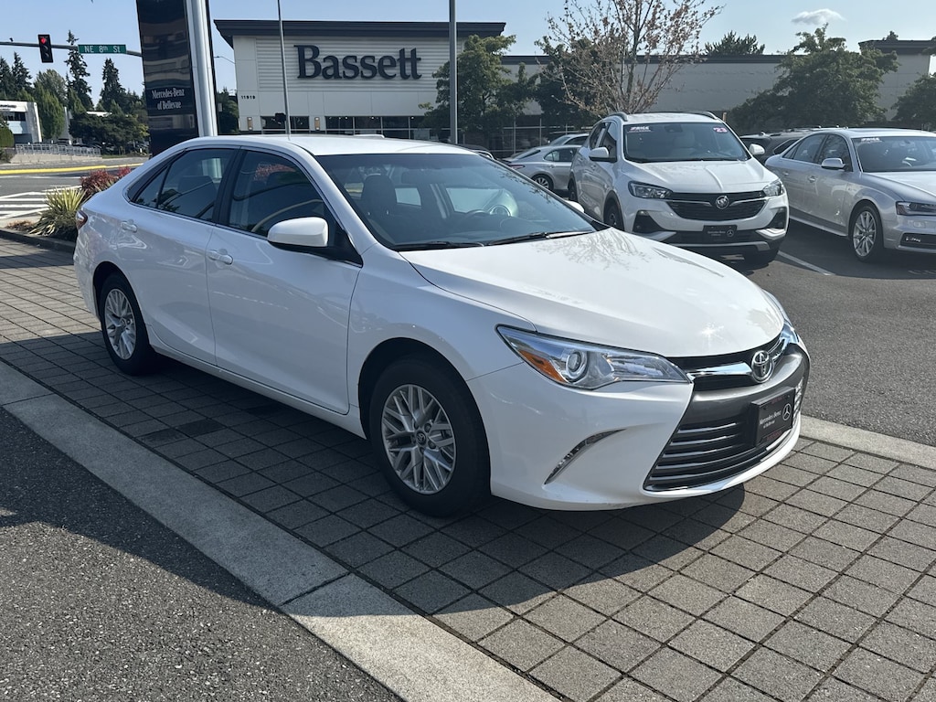 Used 2017 Toyota Camry LE Sedan
