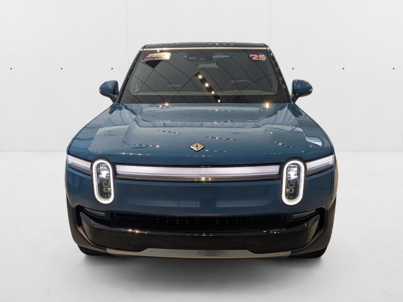 Used 2025 Rivian R1S Adventure with VIN 7PDSGBBAXSN050697 for sale in Bellevue, WA