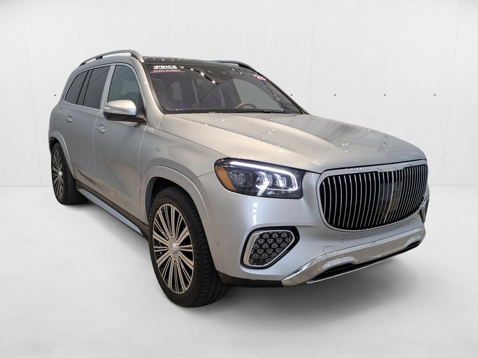 2025 Mercedes Benz GLS Maybach 600 4MATIC photo 3