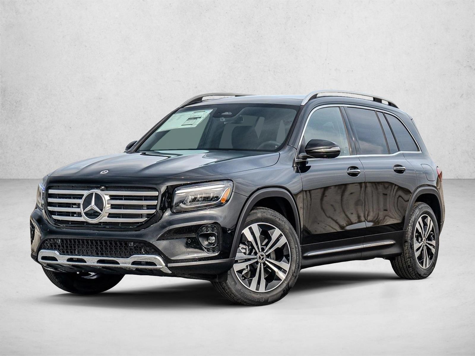 2026 Mercedes-Benz GLB GLB 250 4MATIC's photo