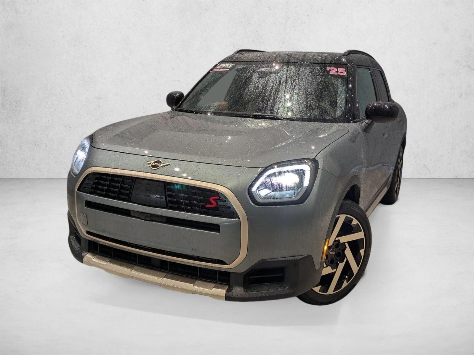 2025 MINI Countryman S's photo