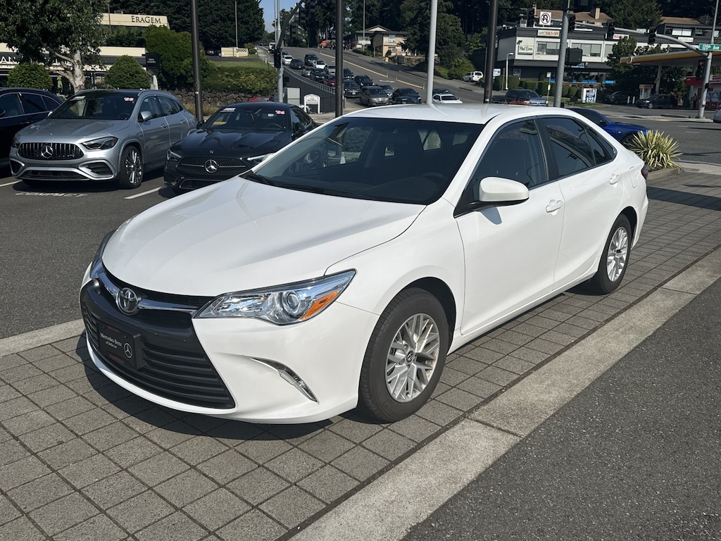 Used 2017 Toyota Camry LE Sedan