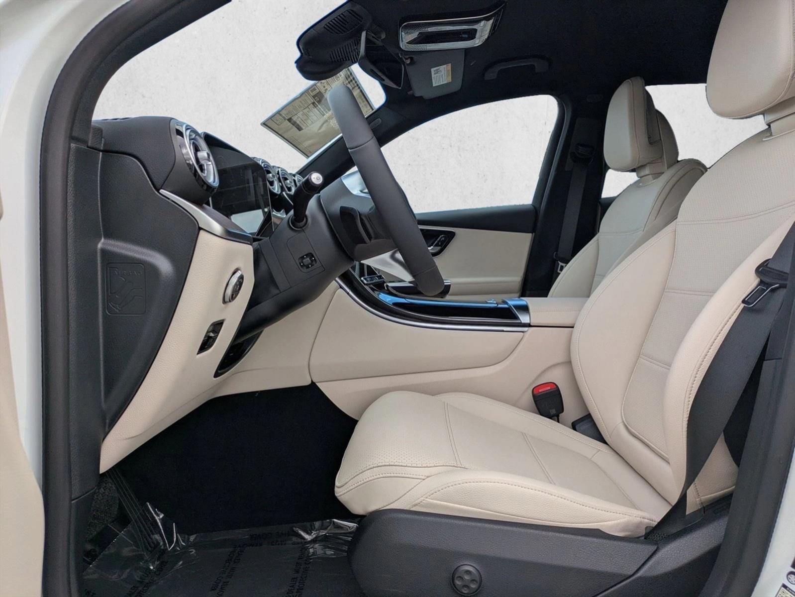 2026 Mercedes-Benz GLC Base - Photo 16
