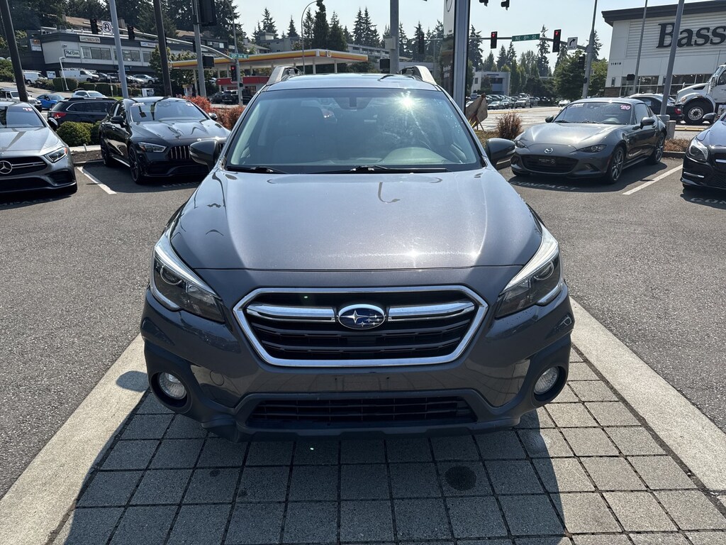 Used 2018 Subaru Outback 2.5i Premium with SUV