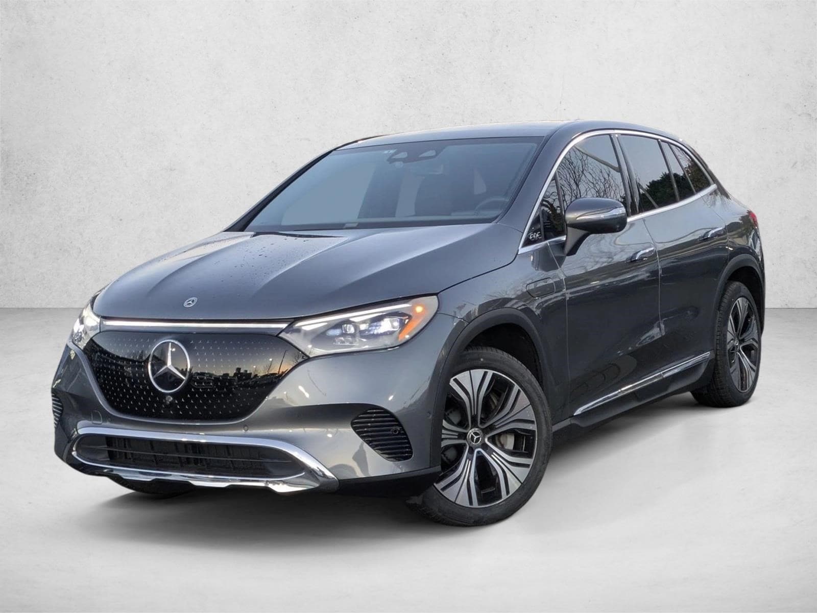 2023 Mercedes-Benz EQE SUV Base's photo