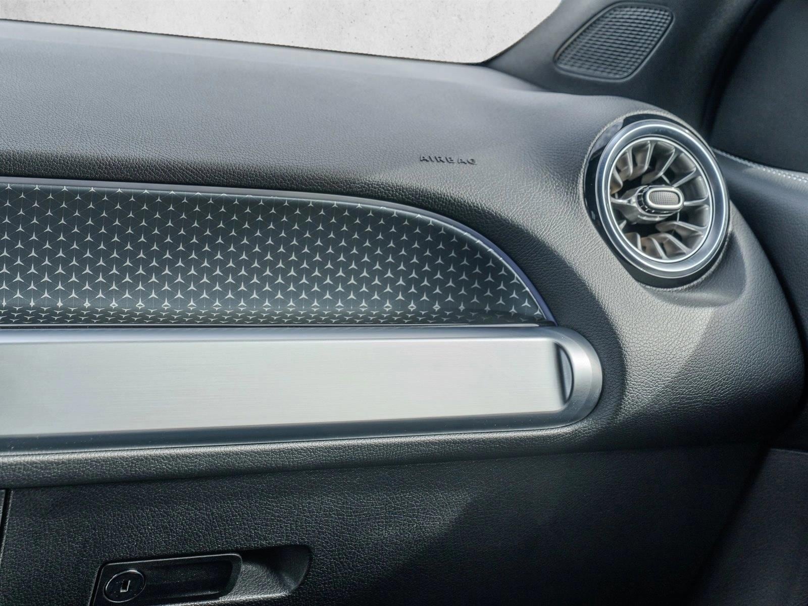 2026 Mercedes-Benz GLB GLB 250 - Photo 25