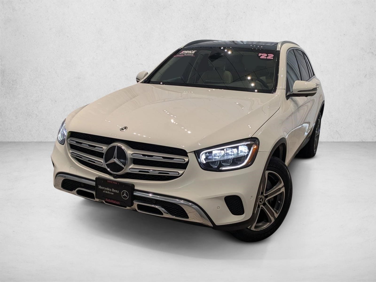 2022 Mercedes-Benz GLC GLC300's photo