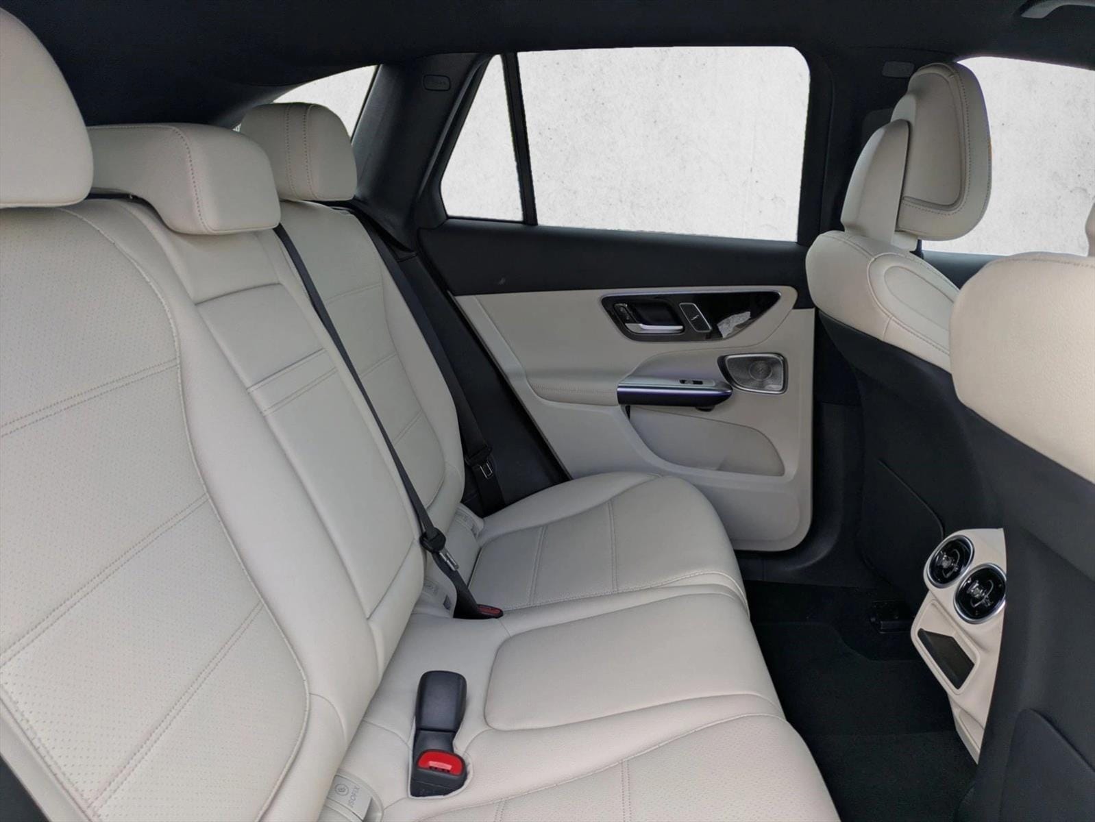 2026 Mercedes-Benz GLC Base - Photo 19