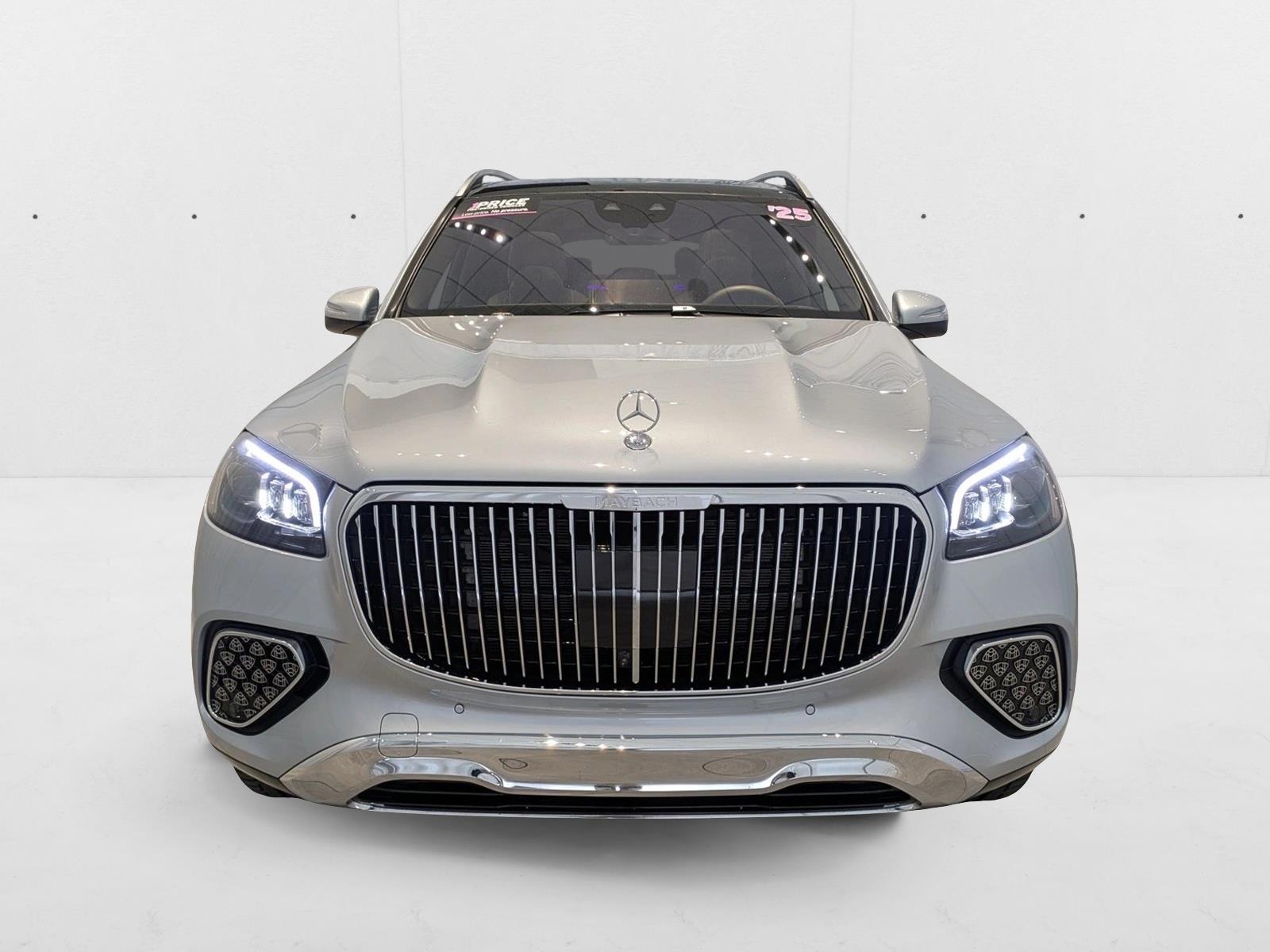 2025 Mercedes Benz GLS Maybach 600 4MATIC photo 2