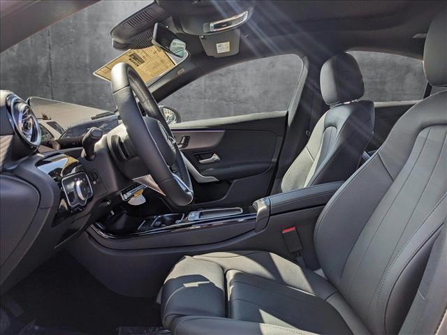 2025 Mercedes Benz CLA 250 4MATIC photo 4