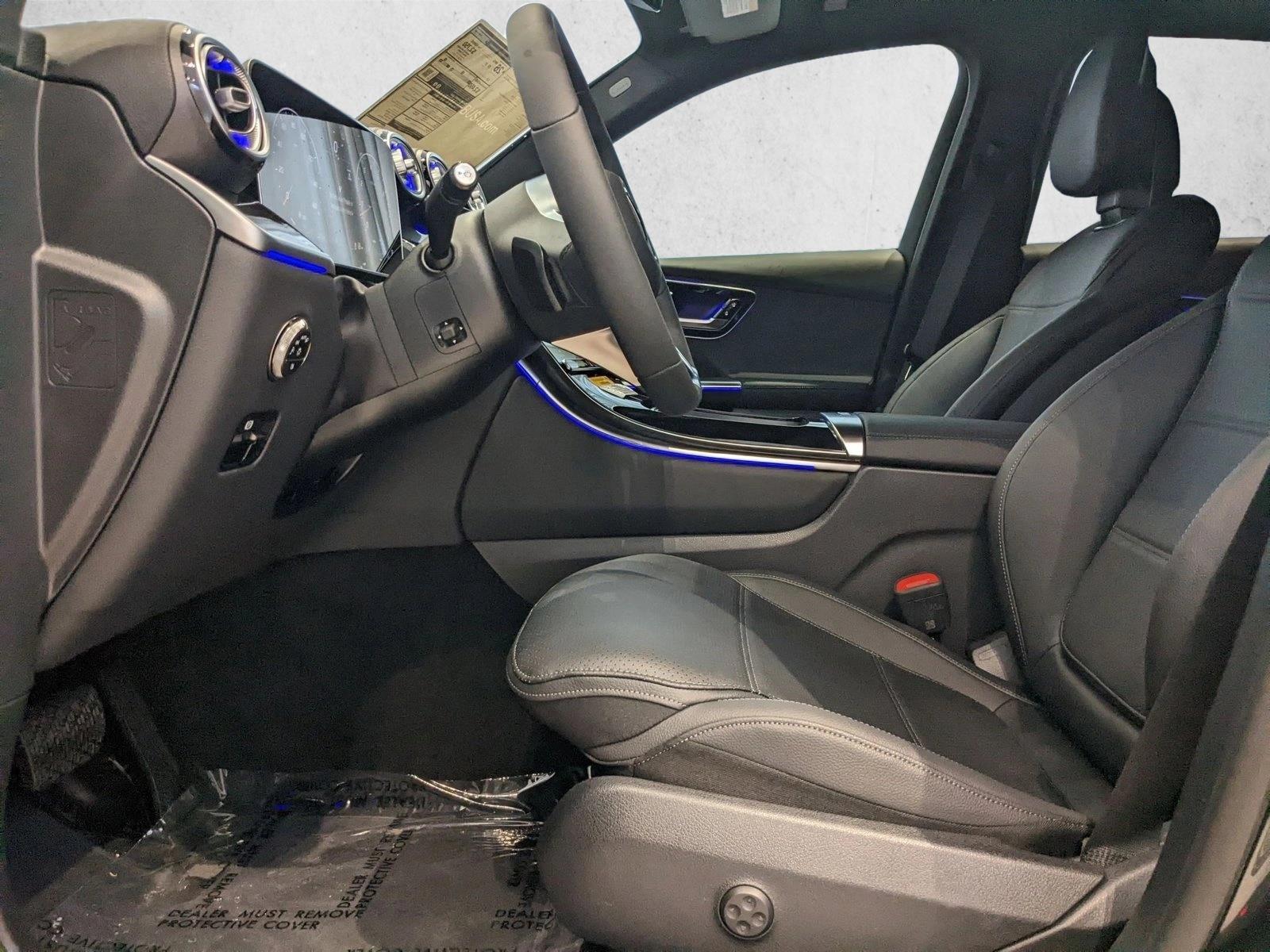 2025 Mercedes Benz GLC 300 4MATIC photo 4