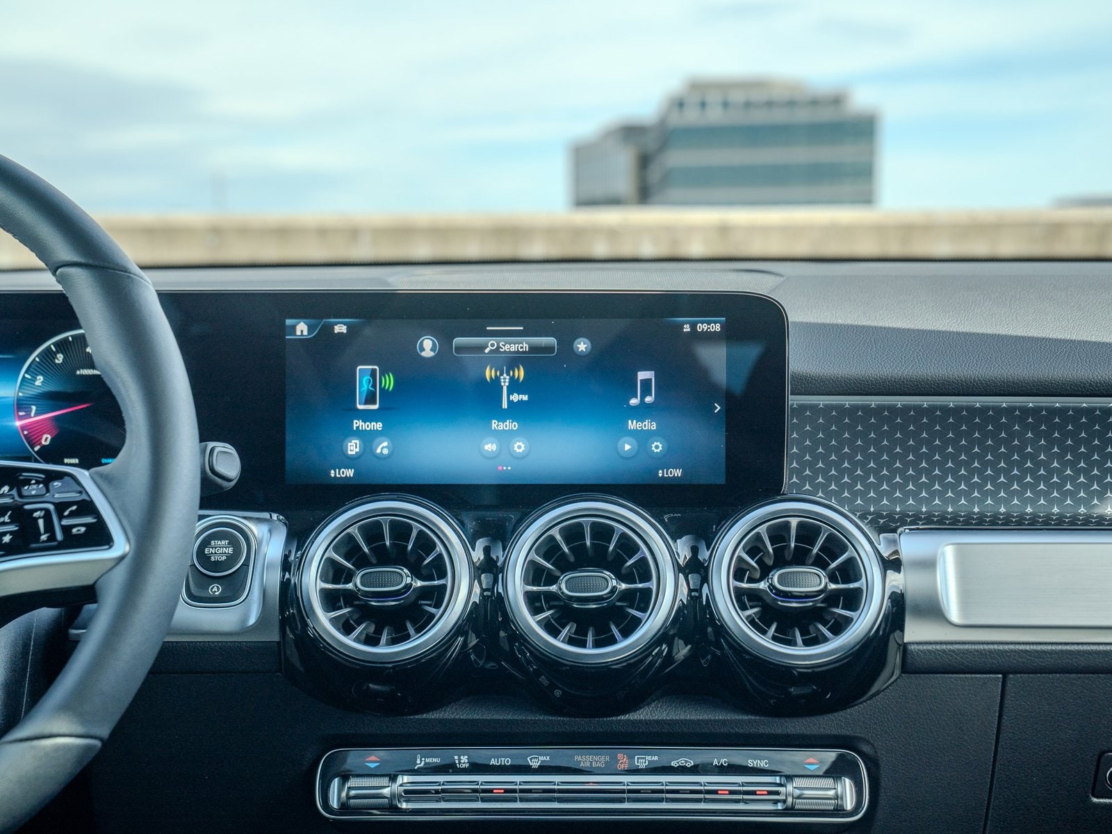 2026 Mercedes-Benz GLB GLB 250 - Photo 24