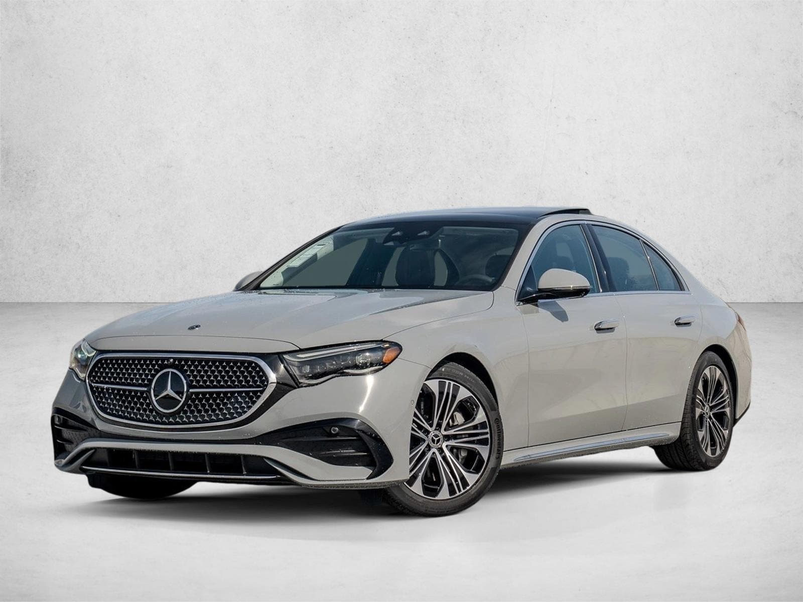 2026 Mercedes-Benz E-Class E450 4MATIC's photo