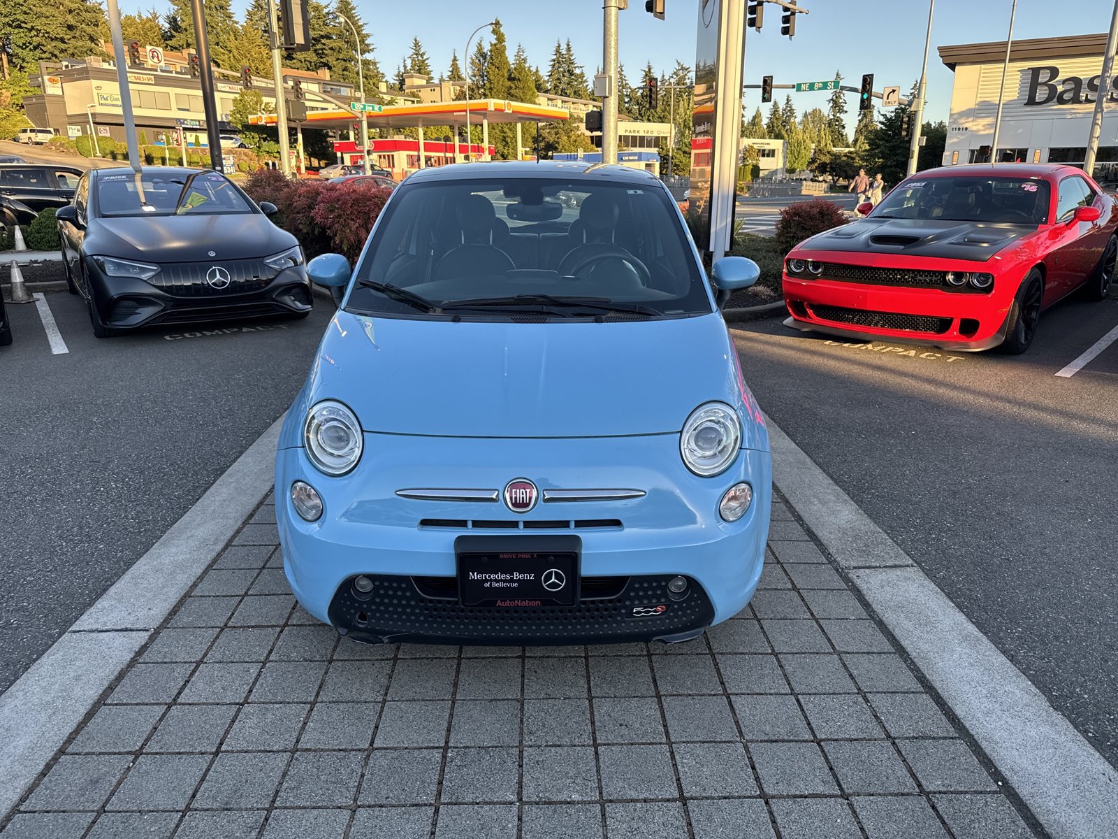 Used 2017 FIAT 500e Battery Electric with VIN 3C3CFFGE6HT565565 for sale in Bellevue, WA
