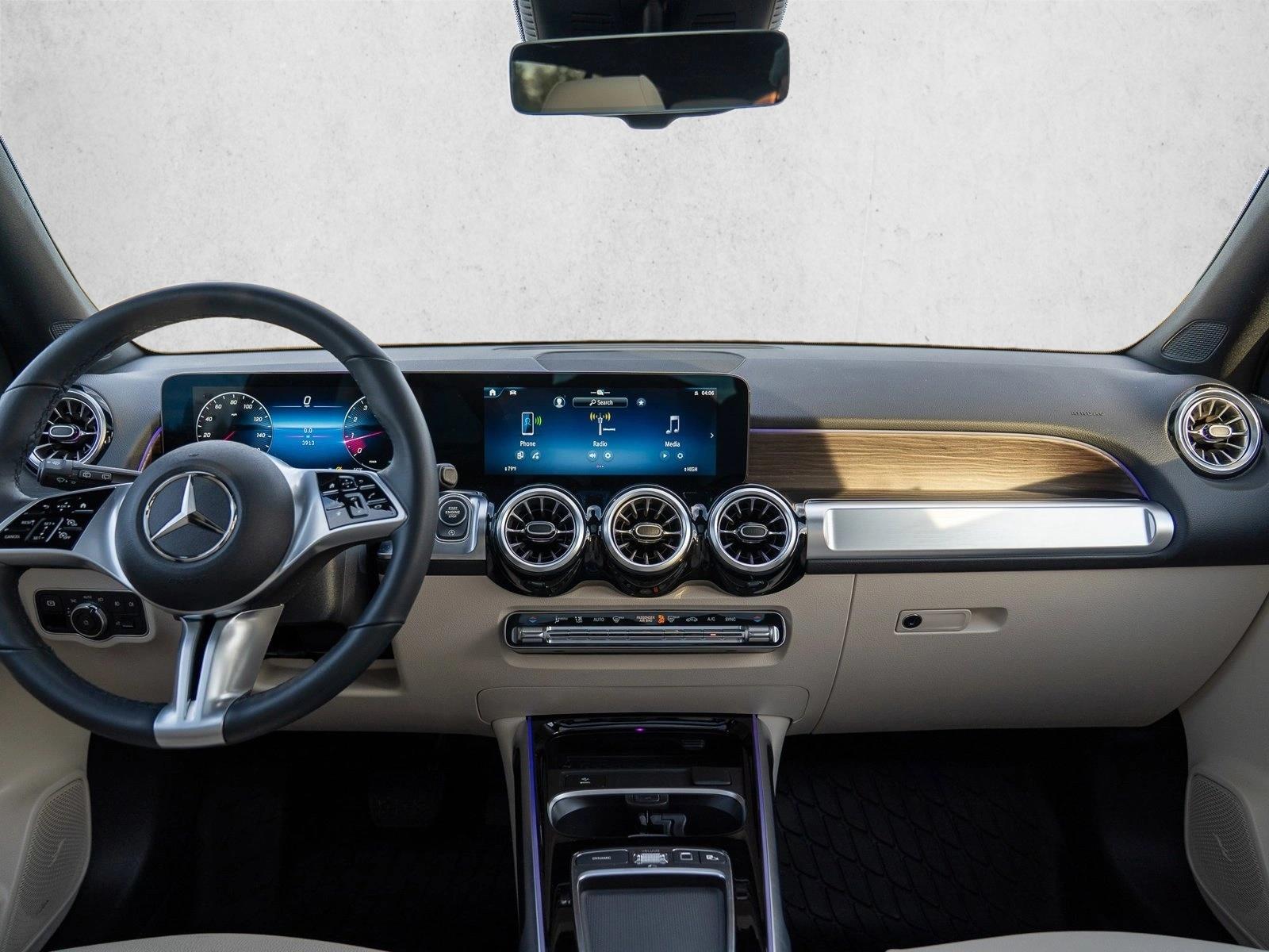 2026 Mercedes-Benz GLB GLB 250 - Photo 16