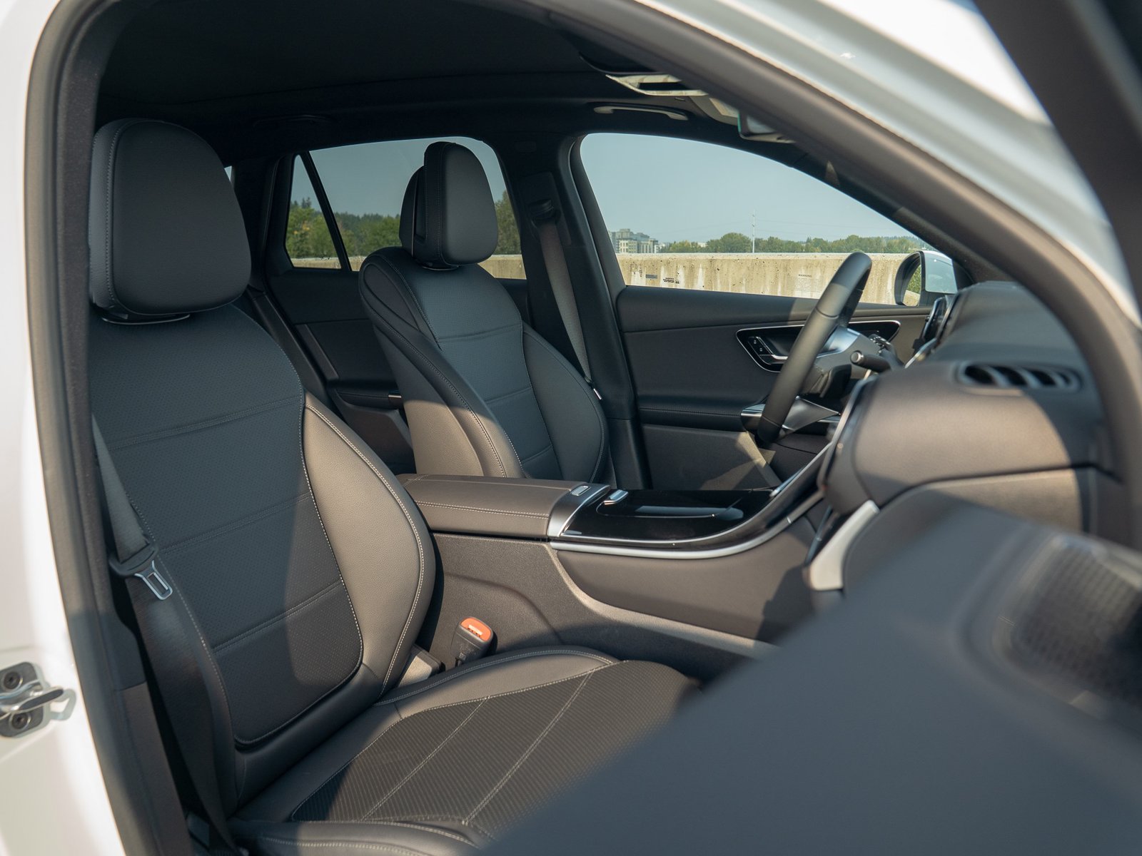 2026 Mercedes-Benz GLC Base - Photo 28