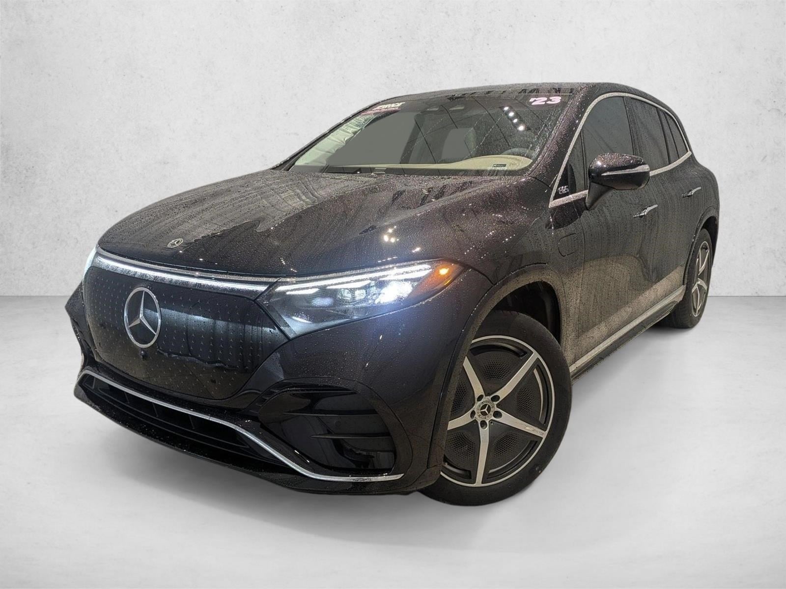 2023 Mercedes-Benz EQS SUV Base's photo