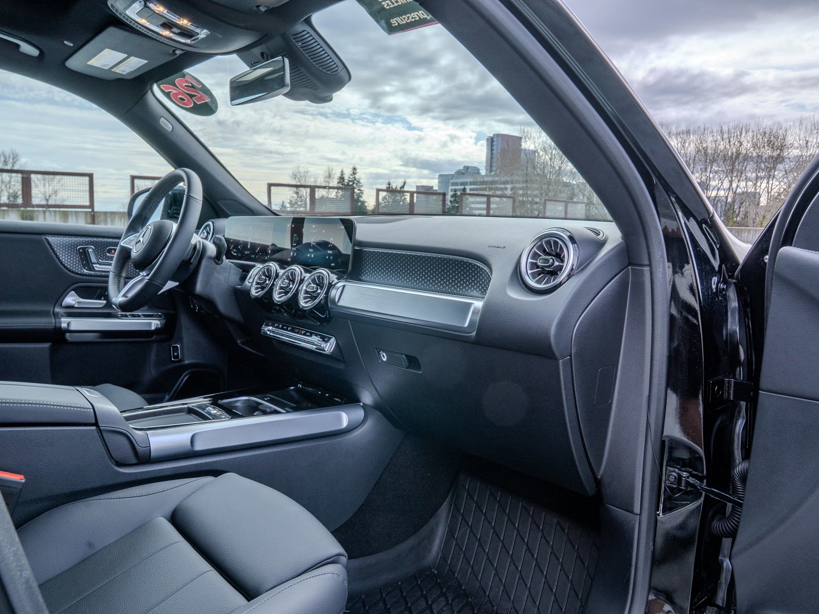 2026 Mercedes-Benz GLB GLB 250 - Photo 25