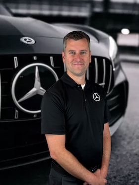 Staff member Andrew Donelson from ID_739ef52c1719