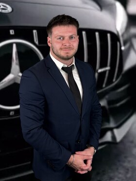 Staff member Anthony Trick from ID_7143e003e67b