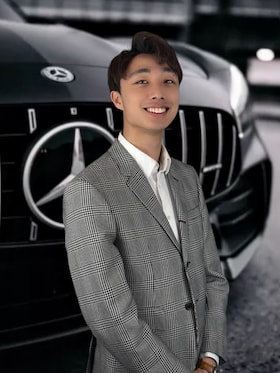 Staff member Henry Lau from ID_7143e003e67b
