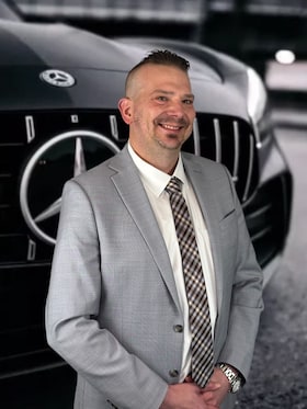 Staff member Trent Nichols from ID_739ef52c1719