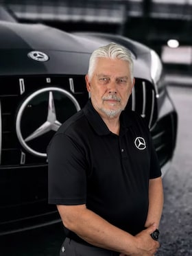 Staff member Wayne Thiessen from ID_aac1dd3df021