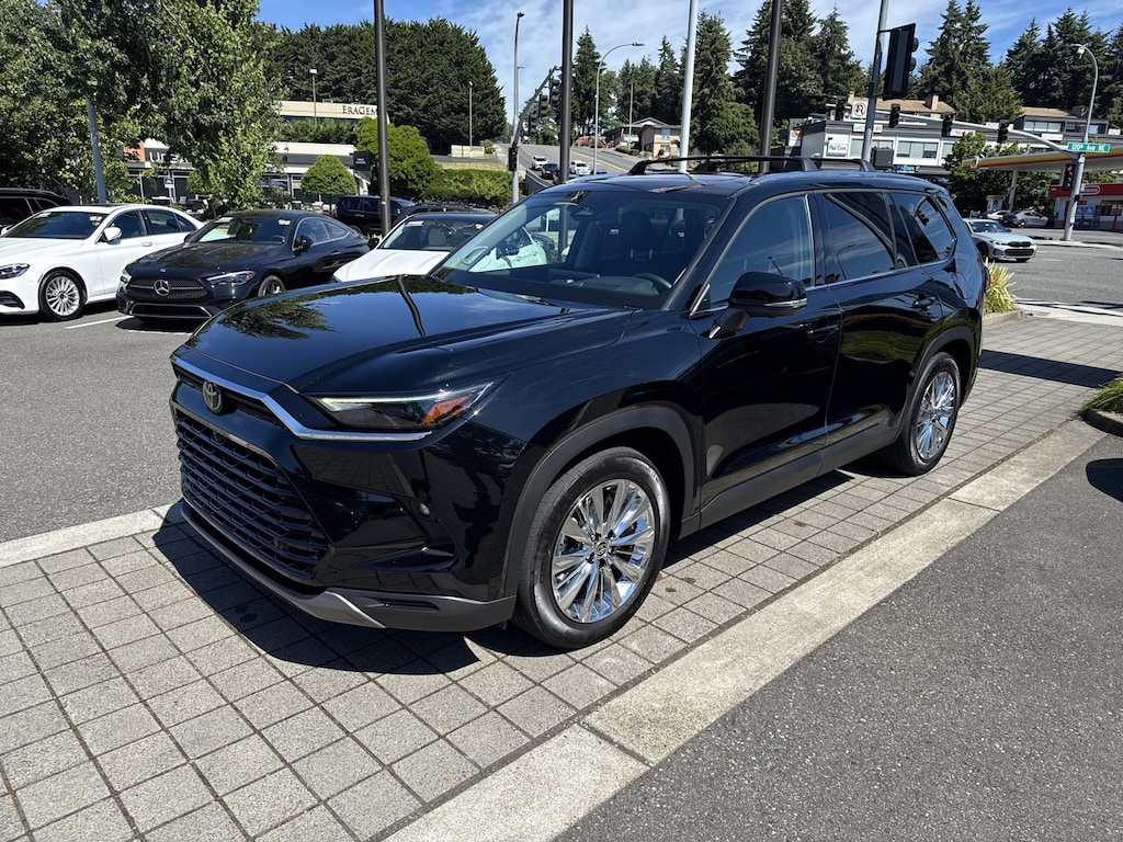 Used 2024 Toyota Grand Highlander Platinum SUV