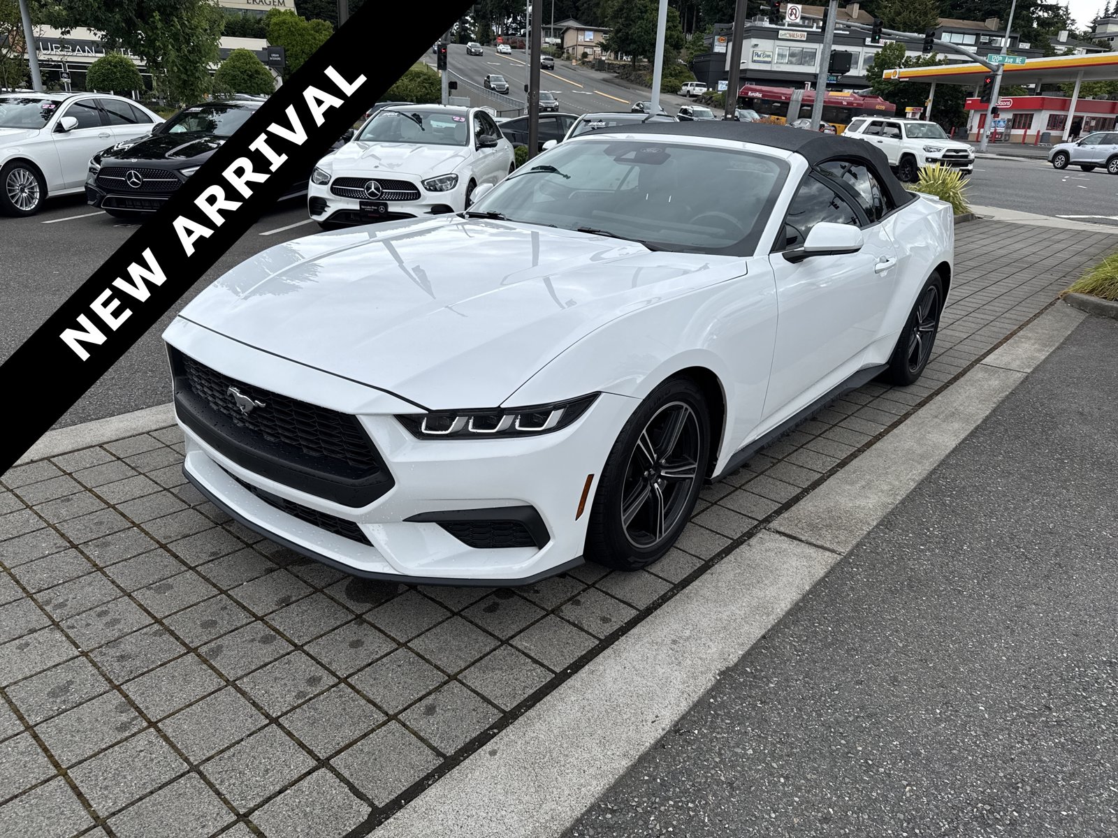 2024 Ford Mustang EcoBoost Premium Convertible's photo