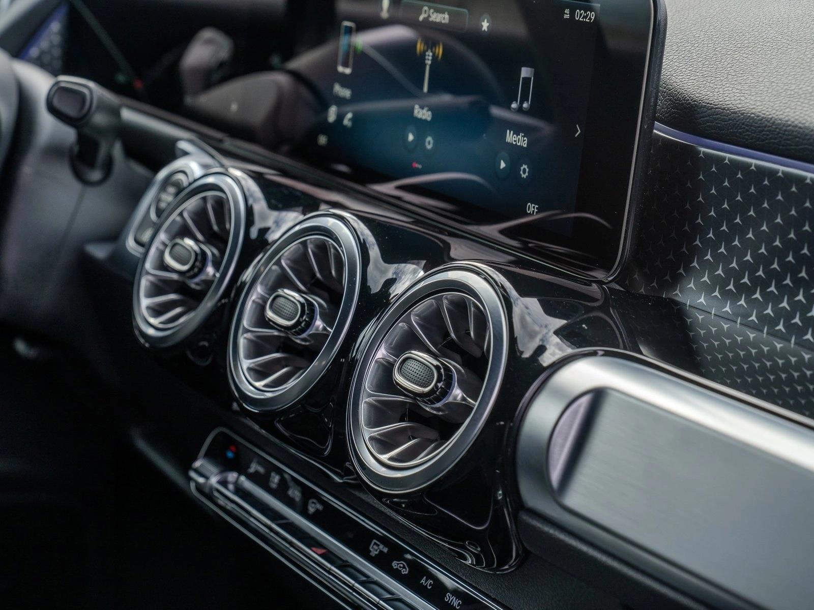 2026 Mercedes-Benz GLB GLB 250 - Photo 27