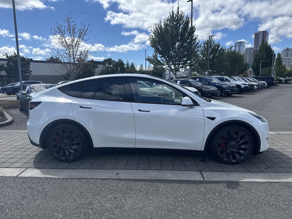 Used 2023 Tesla Model Y Performance SUV