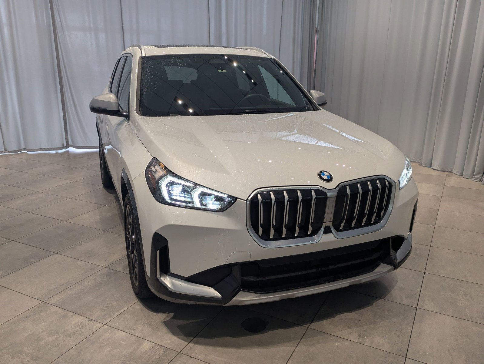 2023 Bmw X1 XDrive28i photo 3