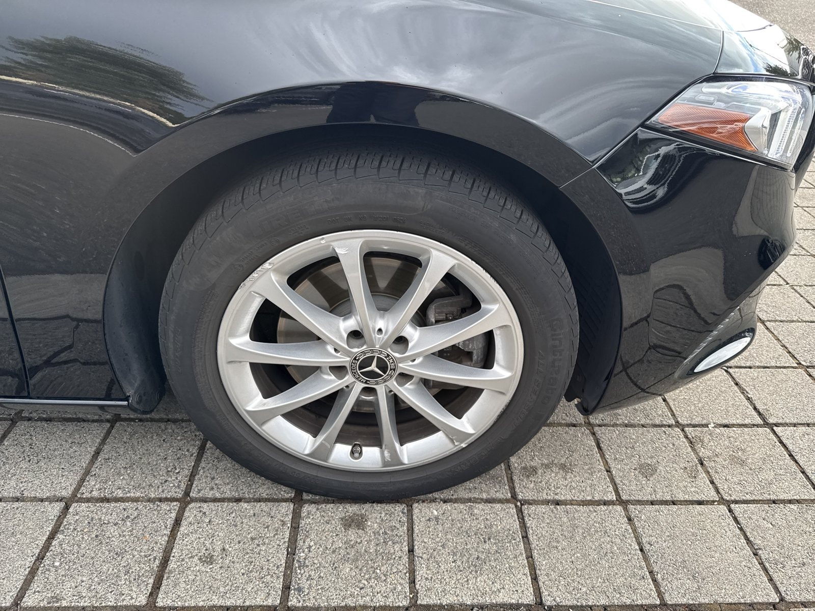 2019 Mercedes-Benz A-Class A220 - Photo 8