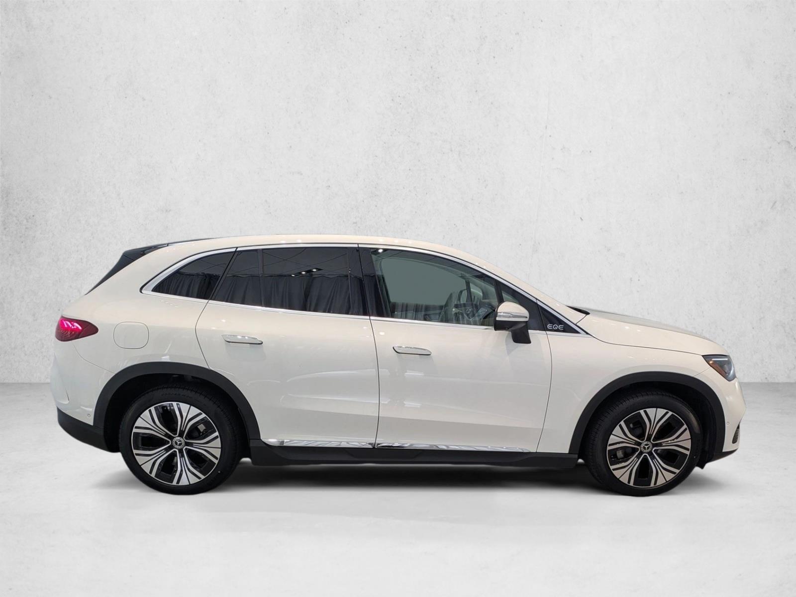 2023 Mercedes Benz EQE SUV 350 4MATIC photo 4
