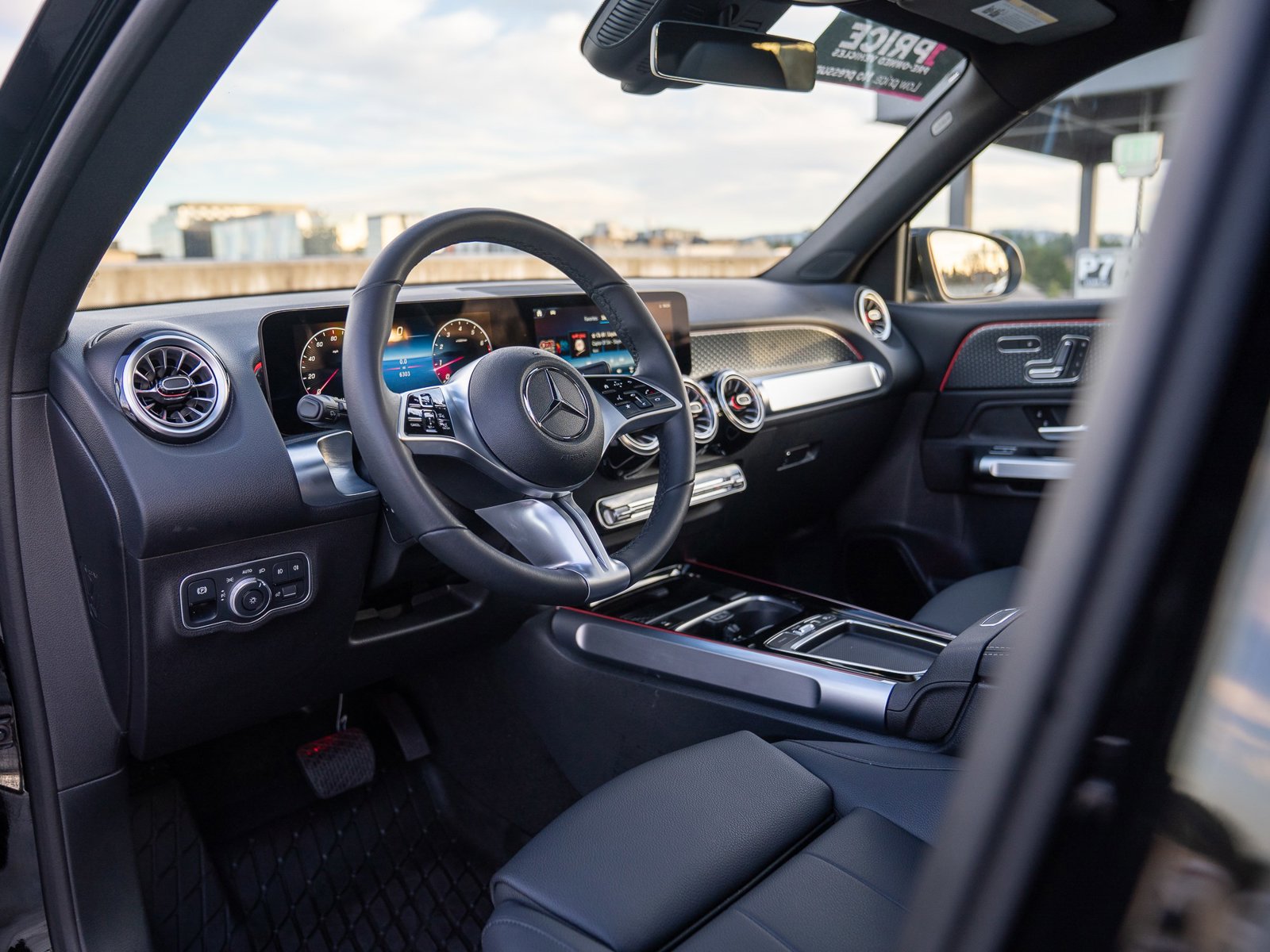 2026 Mercedes-Benz GLB GLB 250 - Photo 16