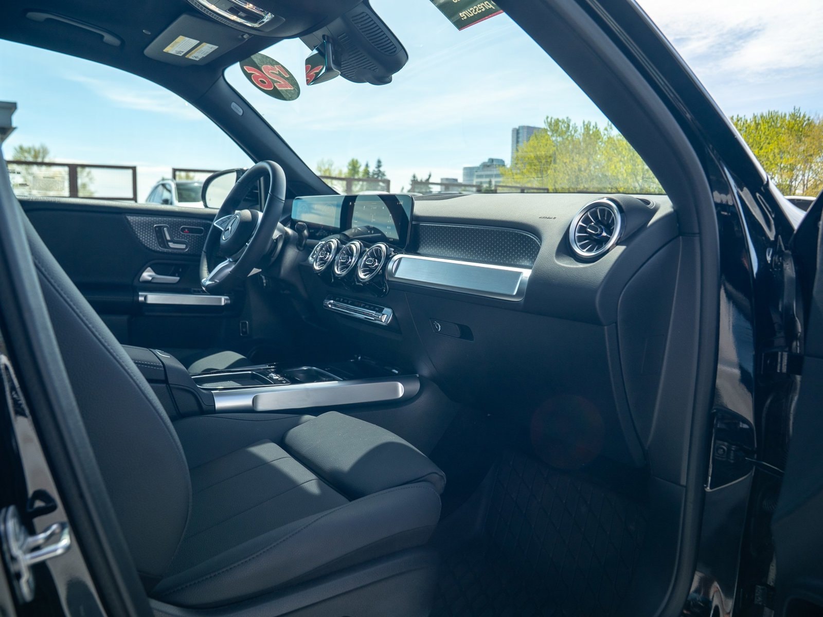 2026 Mercedes-Benz GLB GLB 250 - Photo 28