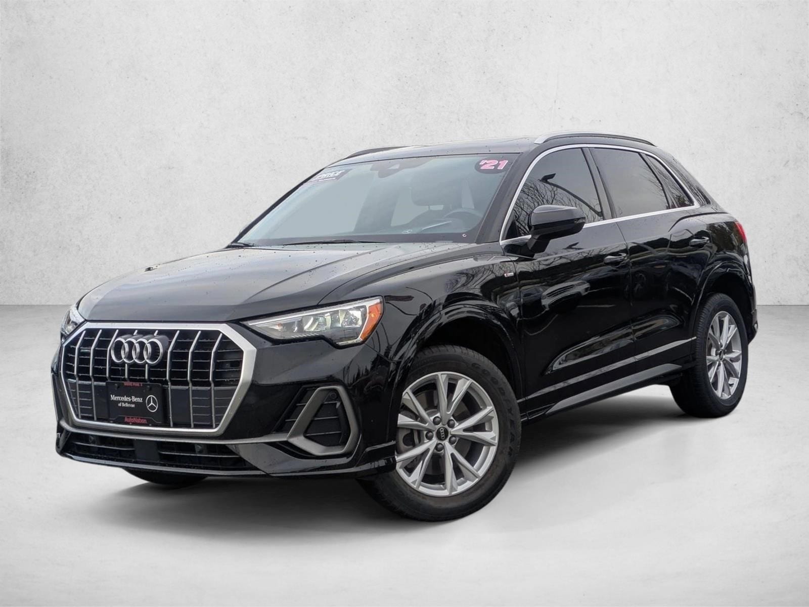 2021 Audi Q3 S Line Premium's photo
