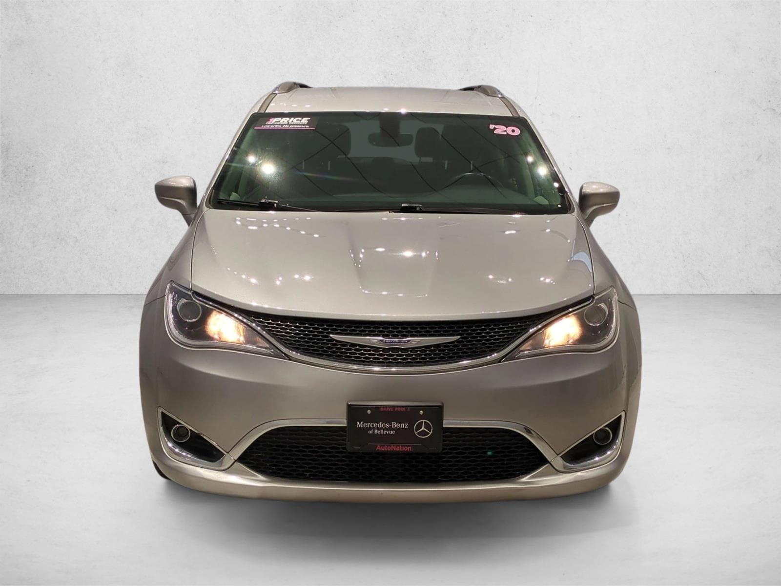 Used 2020 Chrysler Pacifica Touring L with VIN 2C4RC1BG3LR115359 for sale in Bellevue, WA