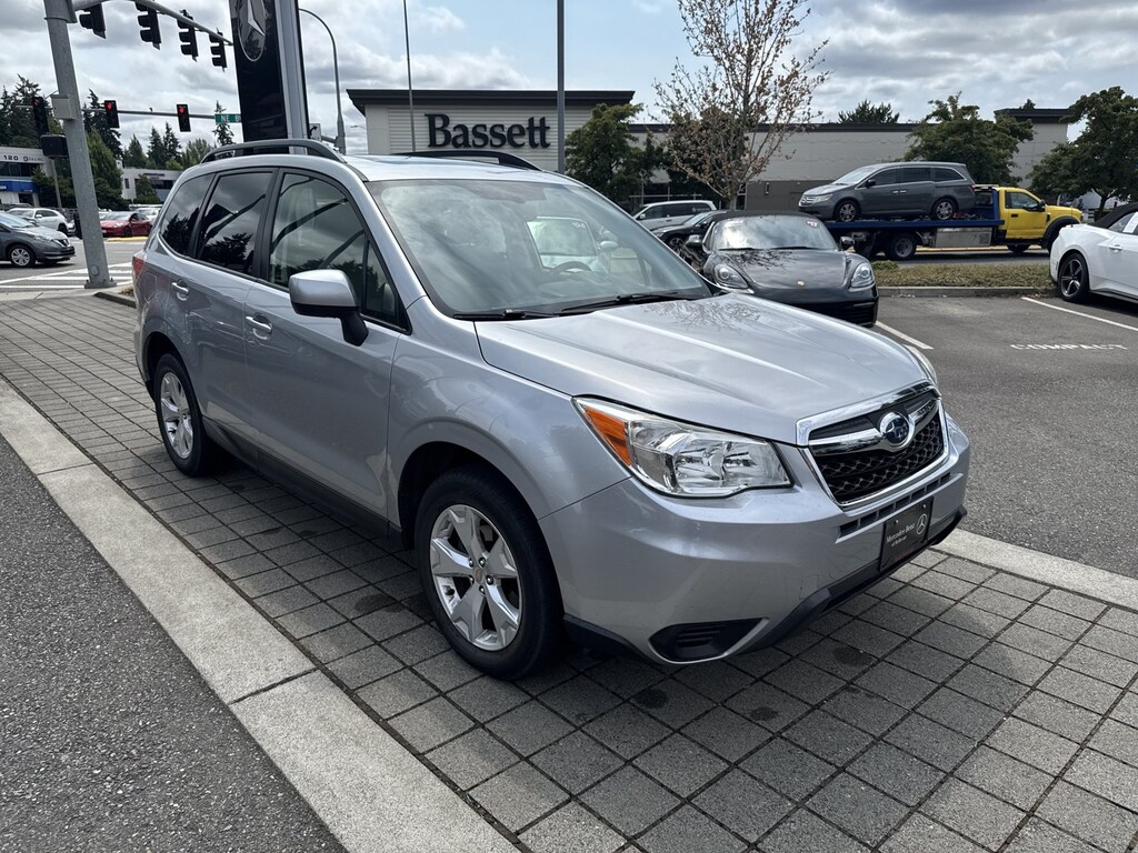 Used 2015 Subaru Forester 2.5i Premium (CVT) SUV