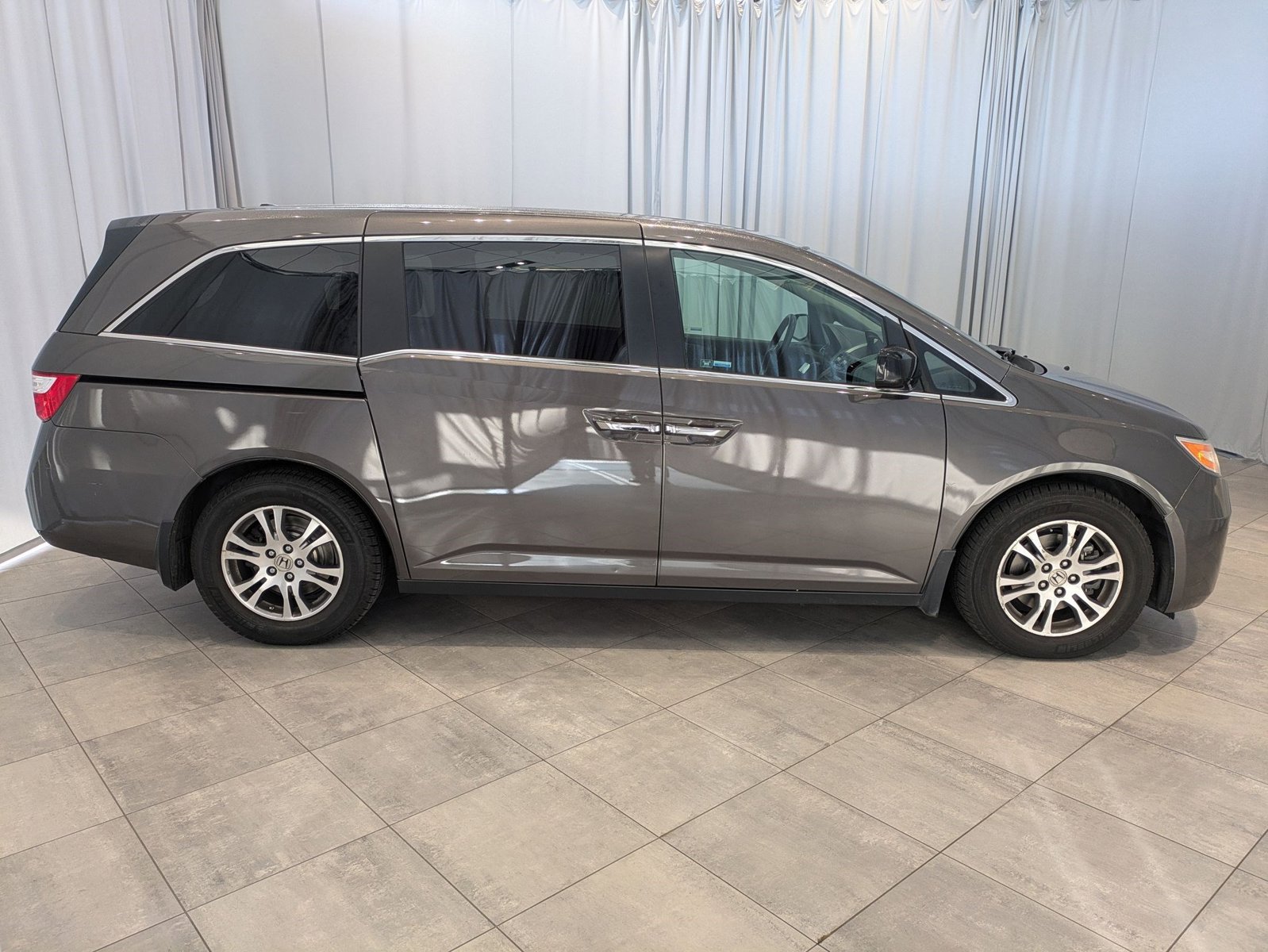 2012 Honda Odyssey EX-L photo 4