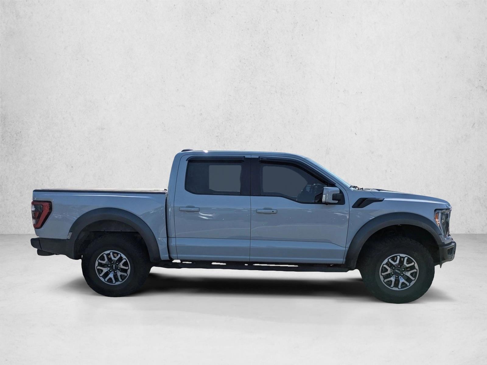 2023 Ford F-150 Raptor photo 4