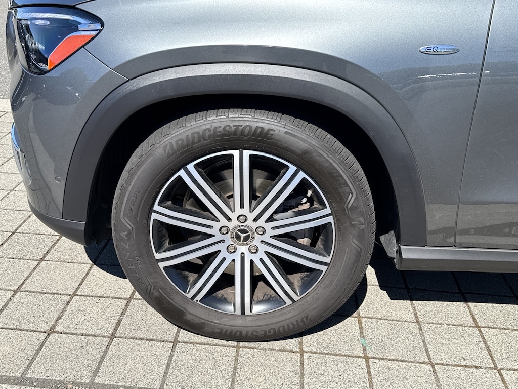 Certified 2025 Mercedes-Benz GLE 4MATIC SUV