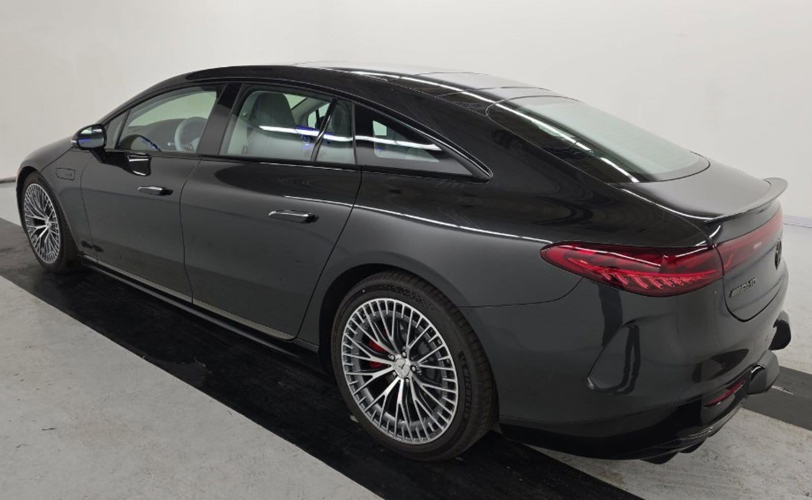 Used 2025 Mercedes-Benz EQS Base with VIN W1KCG5FB2SA052456 for sale in Bellevue, WA