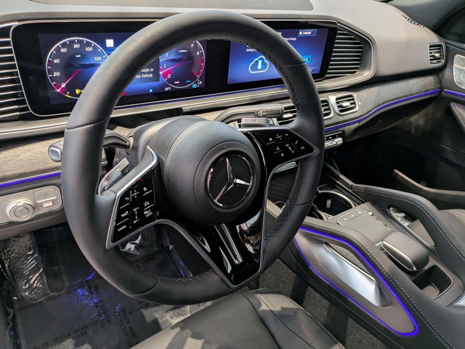 2025 Mercedes Benz GLE 350 4MATIC photo 3