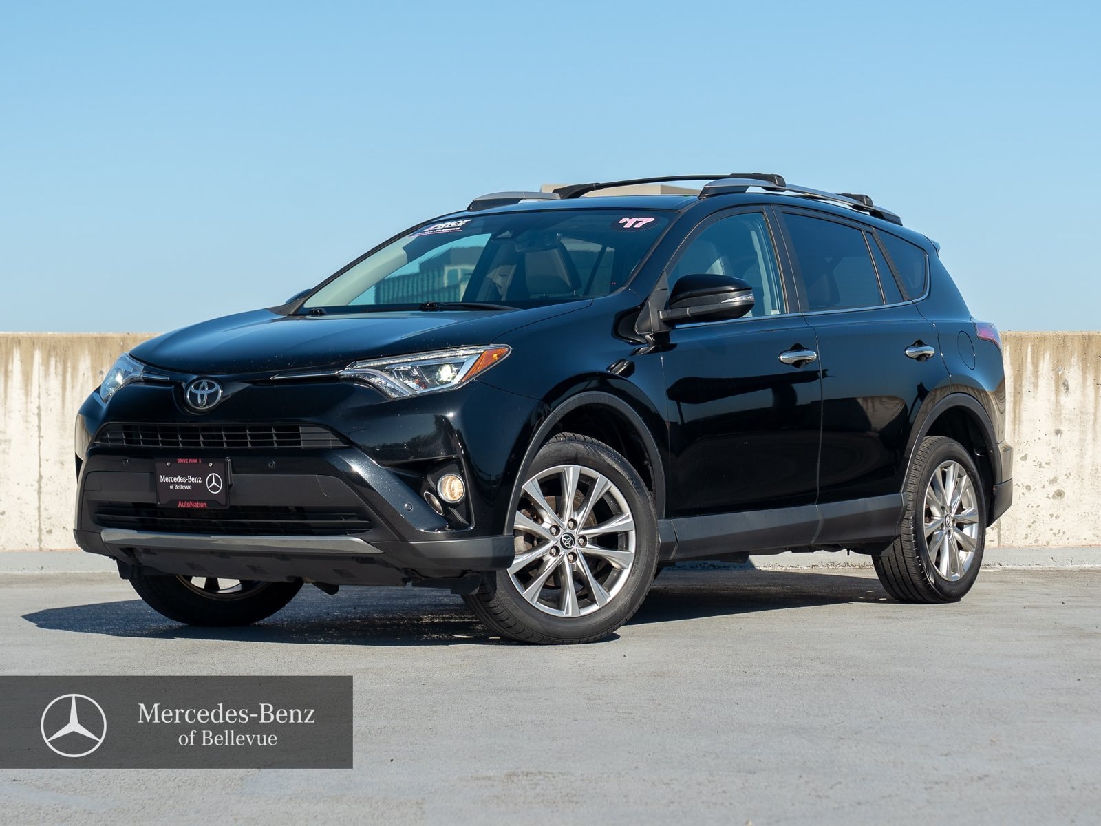 2017 Toyota RAV4 Limited AWD photo