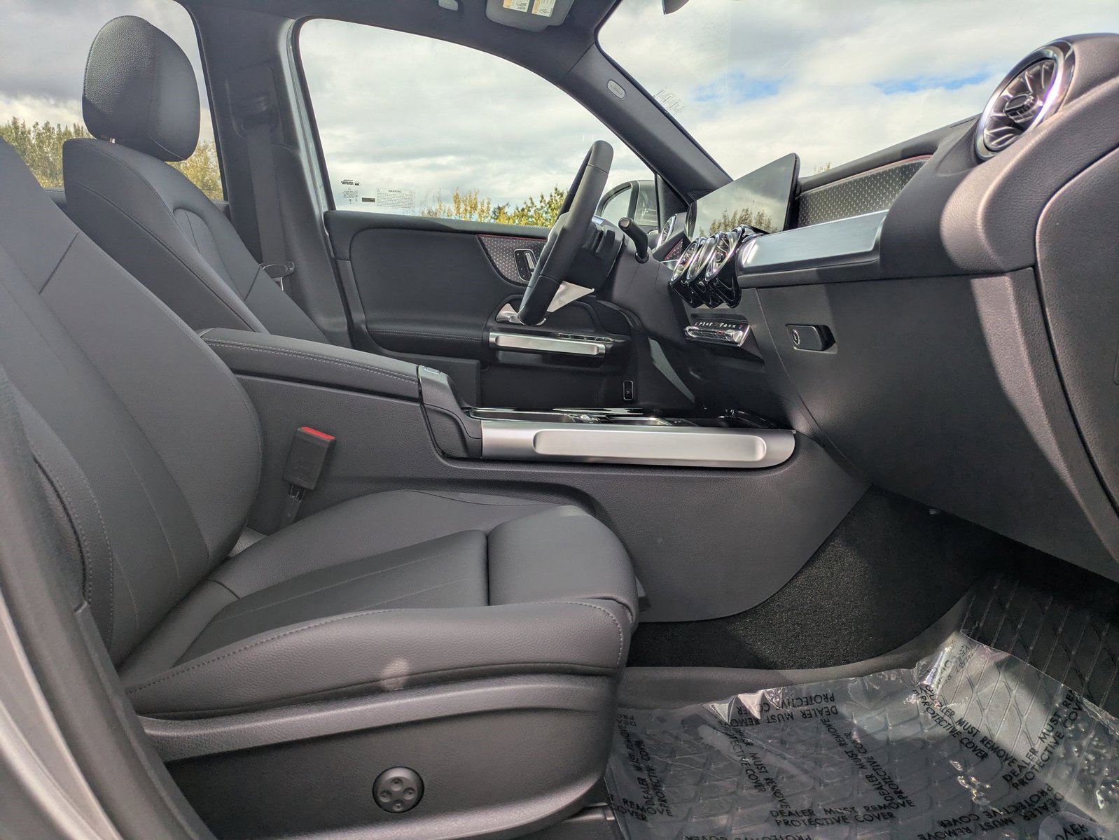 2026 Mercedes-Benz GLB GLB 250 - Photo 22