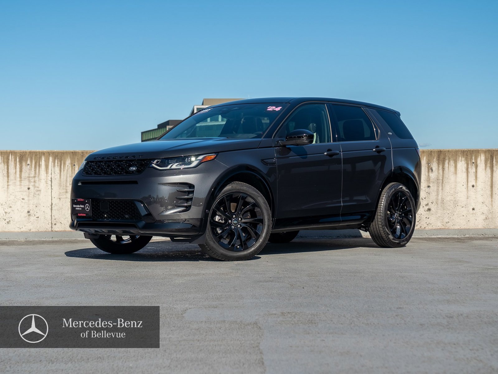 2024 Land Rover Discovery Sport 2.0 Dynamic SE's photo